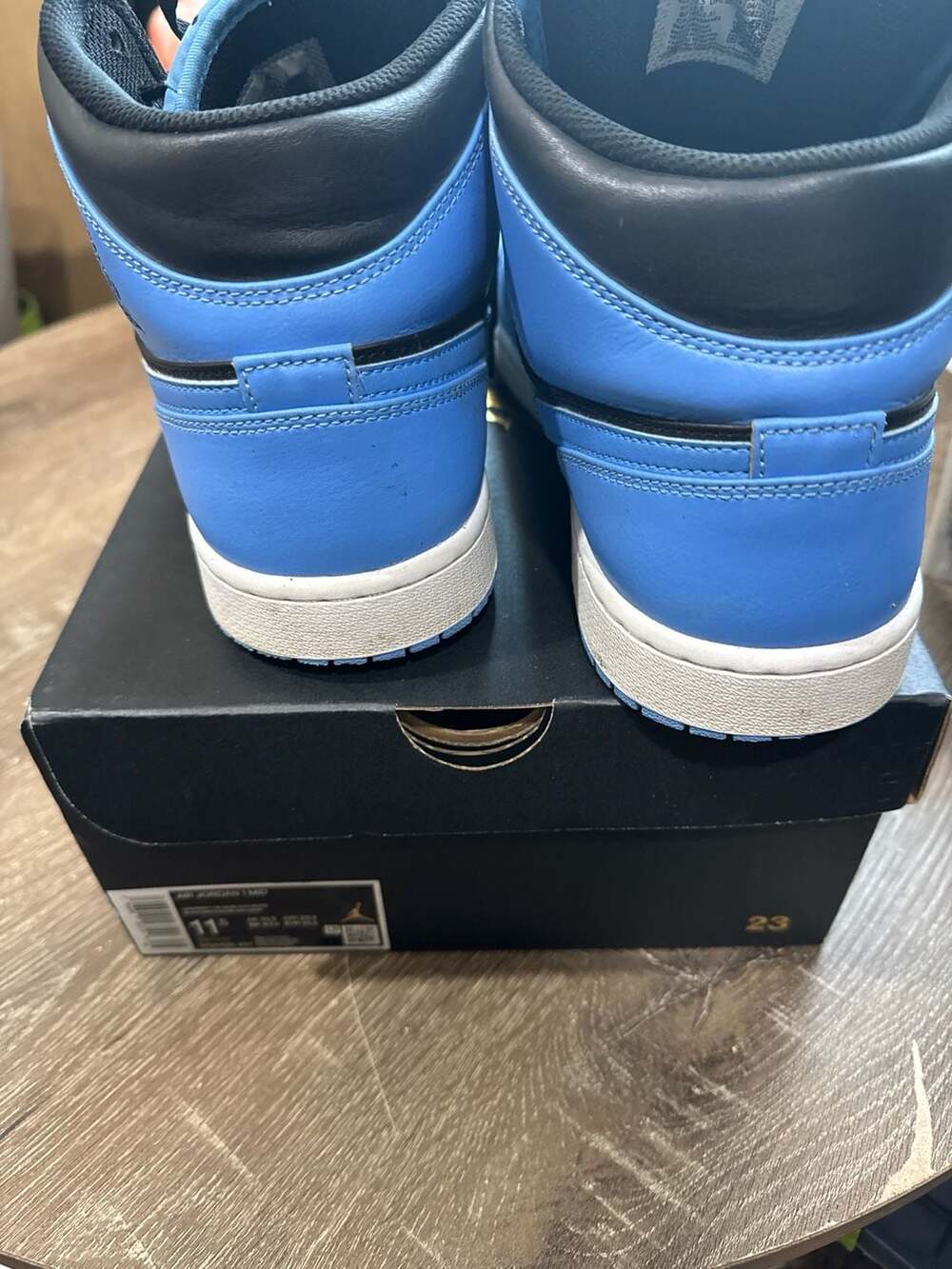 Air Jordan 1 Mid University Blue Black DQ8426-401 Size 11.5 - Picture 13 of 16